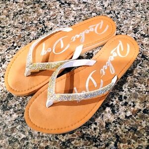 Glittery White & Tan Flip Flops